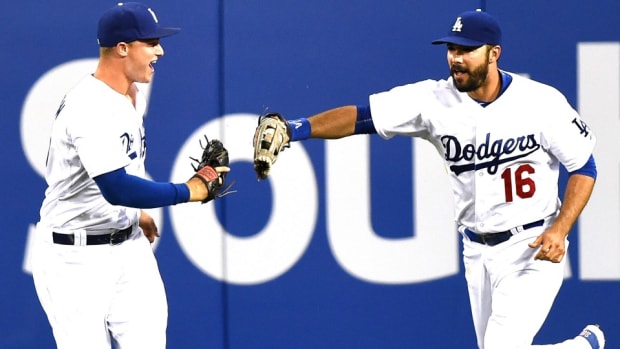 joc-pederson-los-angeles-dodgers-defense.jpg